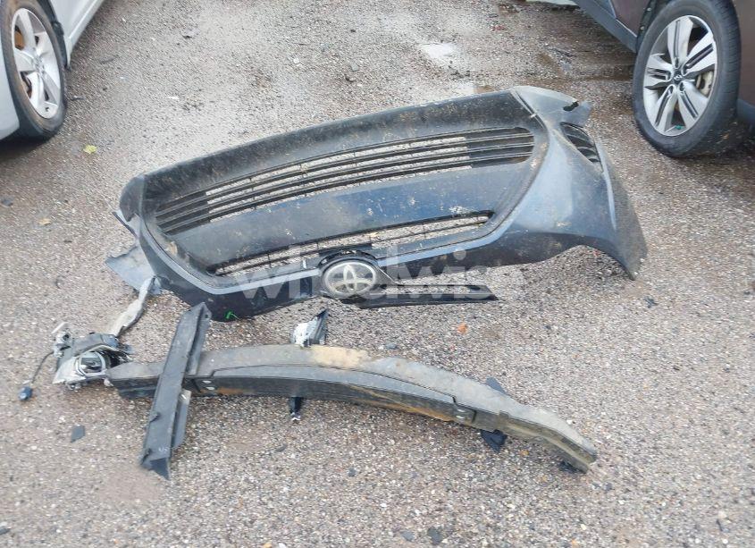 Photo 18 of 2017 Toyota Corolla LE (VIN 5YFBURHEXHP574107)