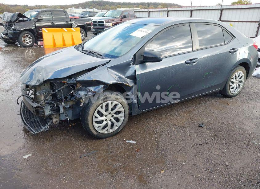 Photo 2 of 2017 Toyota Corolla LE (VIN 5YFBURHEXHP574107)