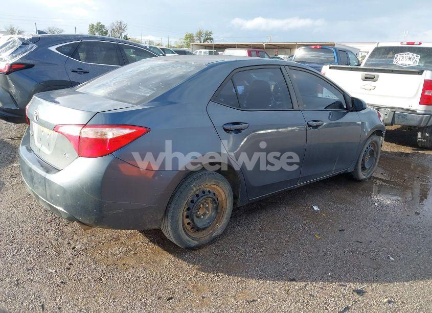 Photo 4 of 2017 Toyota Corolla LE (VIN 5YFBURHEXHP574107)