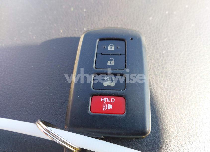 Photo 11 of 2017 Toyota Corolla SE SPECIAL EDITION (VIN 5YFBURHEXHP604318)