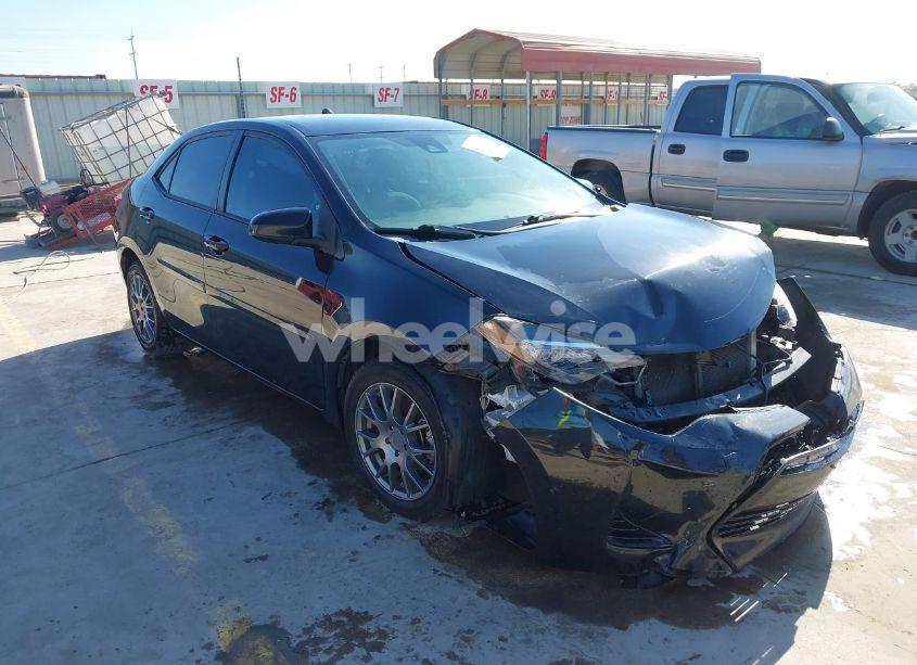 2017 Toyota Corolla LE (VIN 5YFBURHEXHP610734) main photo