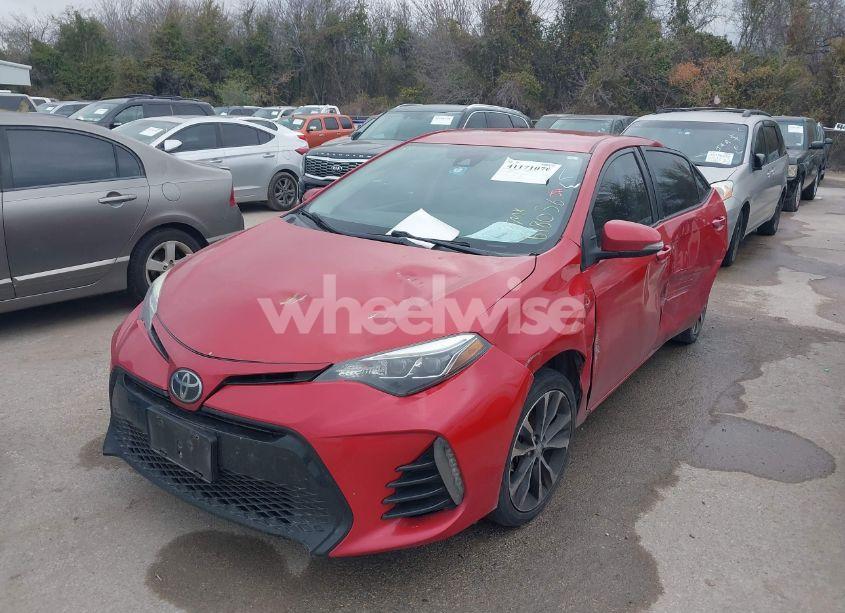 Photo 2 of 2017 Toyota Corolla SE (VIN 5YFBURHEXHP618056)