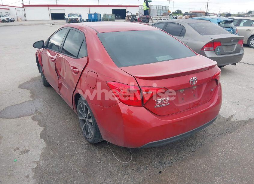 Photo 3 of 2017 Toyota Corolla SE (VIN 5YFBURHEXHP618056)