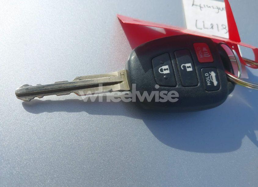 Photo 11 of 2017 Toyota Corolla LE (VIN 5YFBURHEXHP645015)