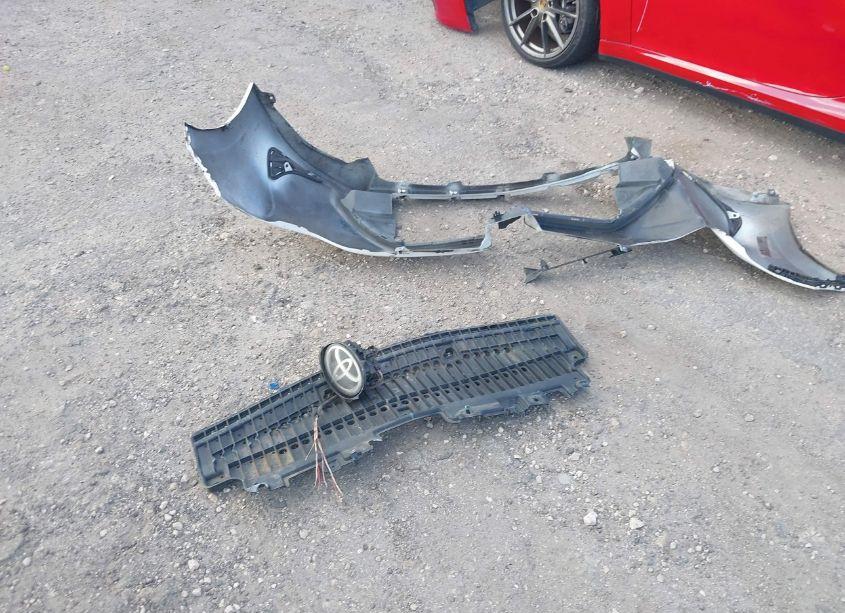 Photo 12 of 2017 Toyota Corolla LE (VIN 5YFBURHEXHP654247)