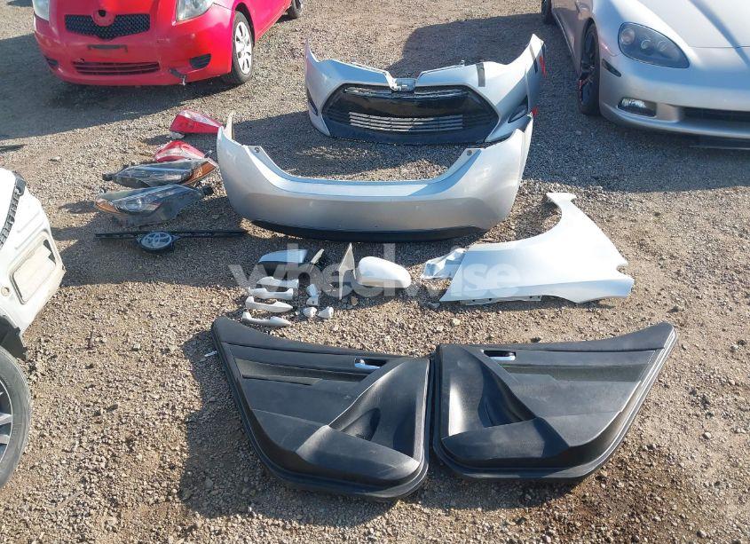 Photo 12 of 2017 Toyota Corolla L/LE/XLE/SE/XSE (VIN 5YFBURHEXHP665880)