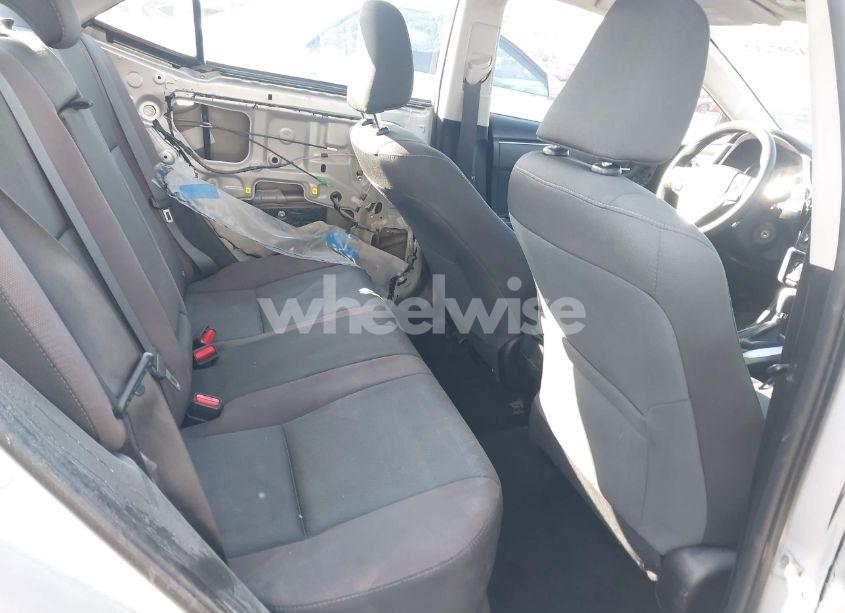 Photo 8 of 2017 Toyota Corolla L/LE/XLE/SE/XSE (VIN 5YFBURHEXHP665880)