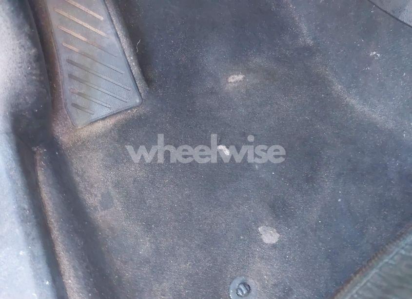 Photo 18 of 2017 Toyota Corolla LE (VIN 5YFBURHEXHP667662)