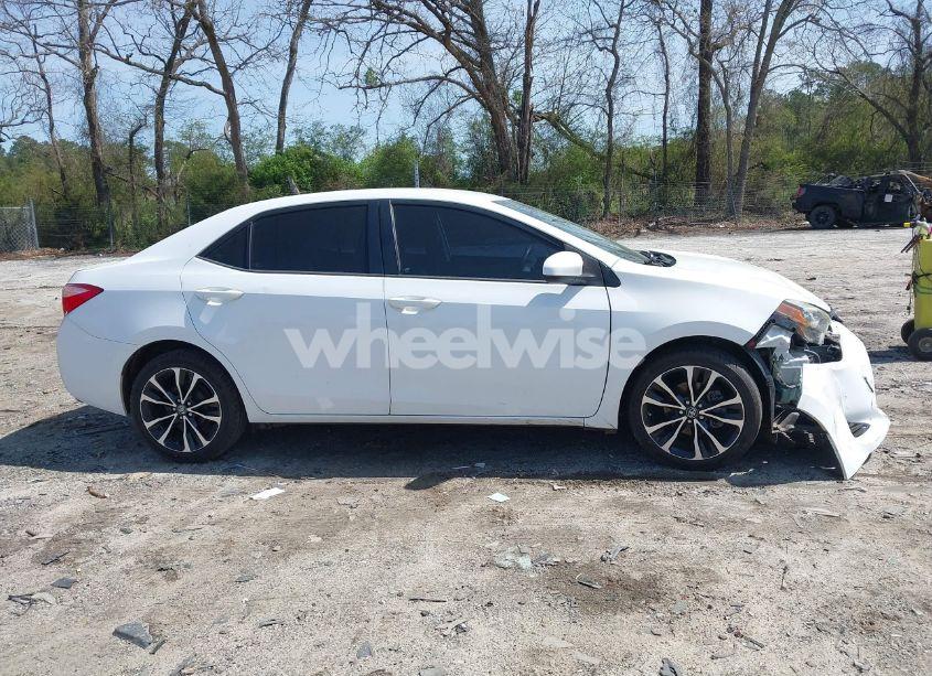 Photo 14 of 2017 Toyota Corolla LE (VIN 5YFBURHEXHP671453)