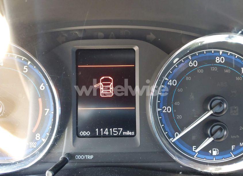 Photo 16 of 2017 Toyota Corolla LE (VIN 5YFBURHEXHP671453)