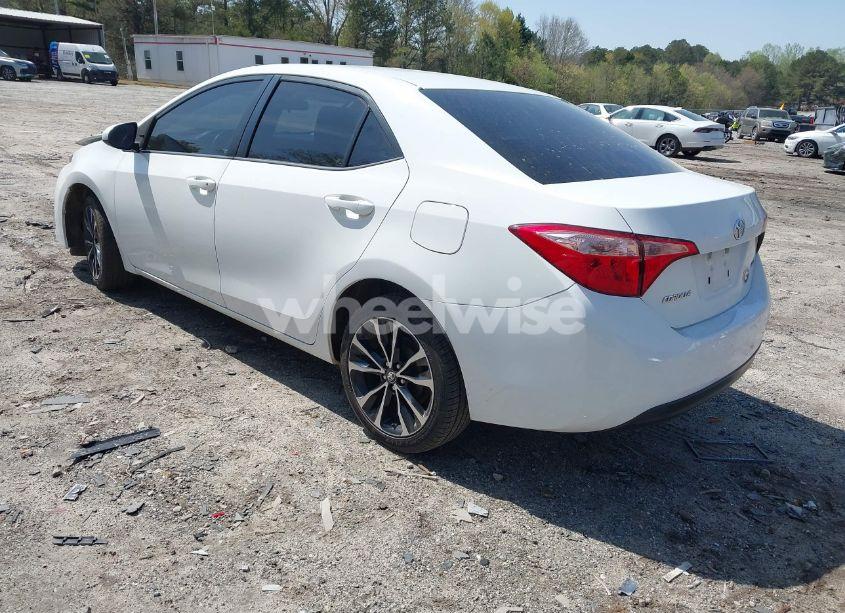 Photo 3 of 2017 Toyota Corolla LE (VIN 5YFBURHEXHP671453)