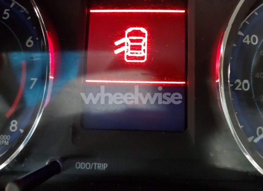 Photo 14 of 2017 Toyota Corolla LE (VIN 5YFBURHEXHP678029)