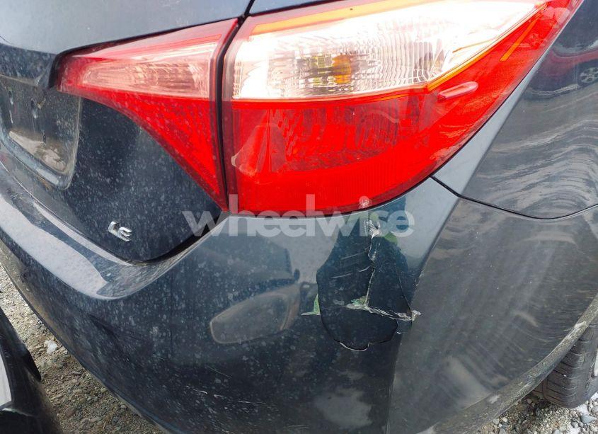 Photo 16 of 2017 Toyota Corolla LE (VIN 5YFBURHEXHP678029)