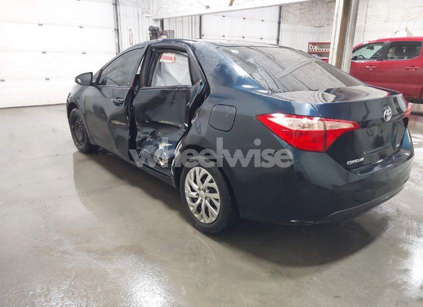 Photo 3 of 2017 Toyota Corolla LE (VIN 5YFBURHEXHP678029)