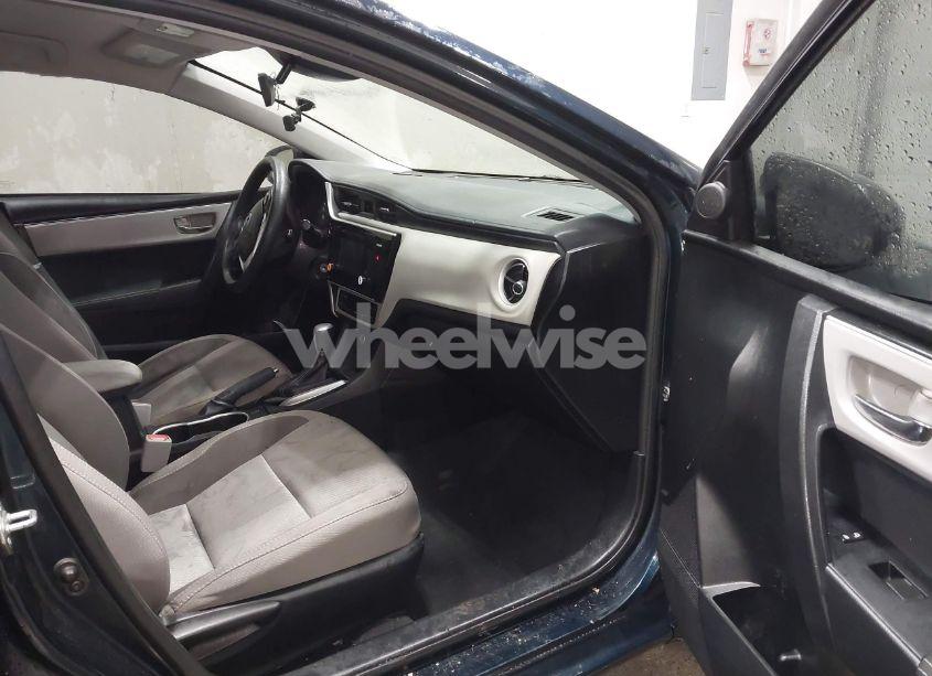 Photo 5 of 2017 Toyota Corolla LE (VIN 5YFBURHEXHP678029)