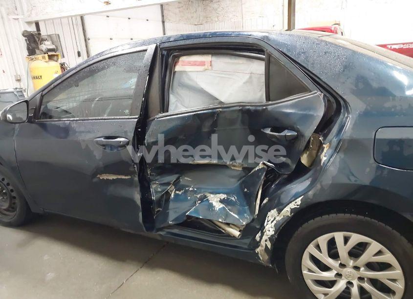 Photo 6 of 2017 Toyota Corolla LE (VIN 5YFBURHEXHP678029)