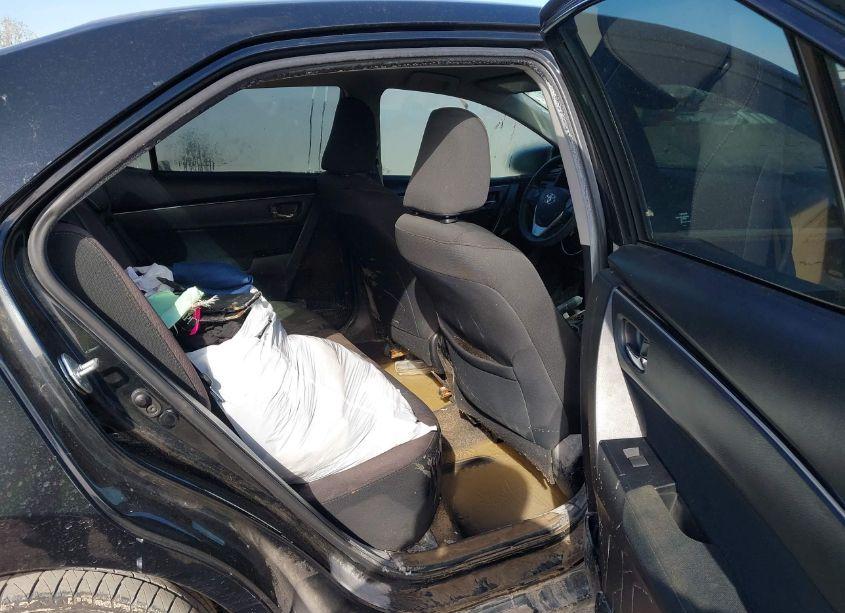 Photo 8 of 2017 Toyota Corolla LE (VIN 5YFBURHEXHP692075)