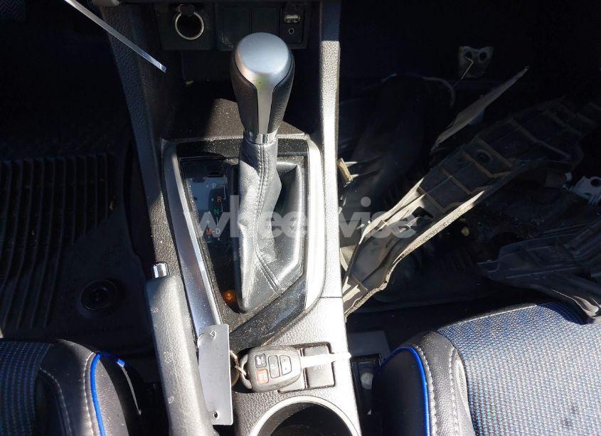 Photo 11 of 2017 Toyota Corolla SE (VIN 5YFBURHEXHP699317)