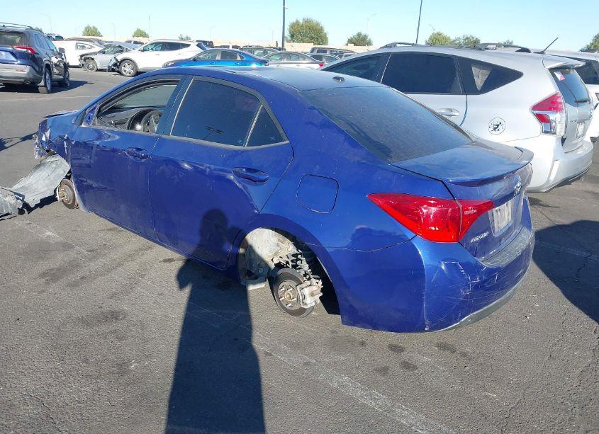 Photo 3 of 2017 Toyota Corolla L/LE/XLE/SE/XSE (VIN 5YFBURHEXHP699978)