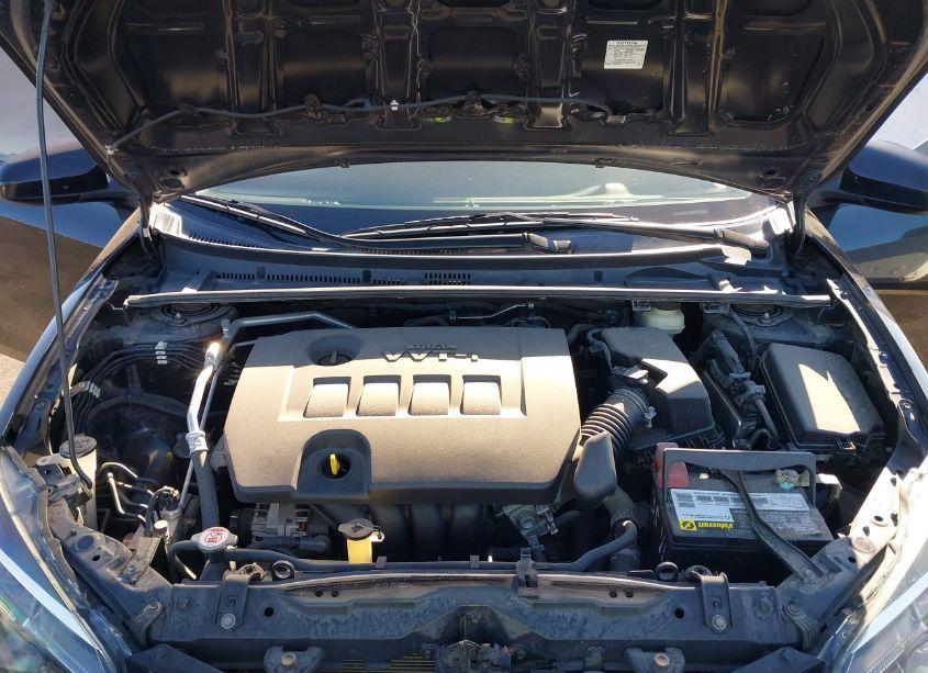 Photo 10 of 2017 Toyota Corolla LE (VIN 5YFBURHEXHP717931)