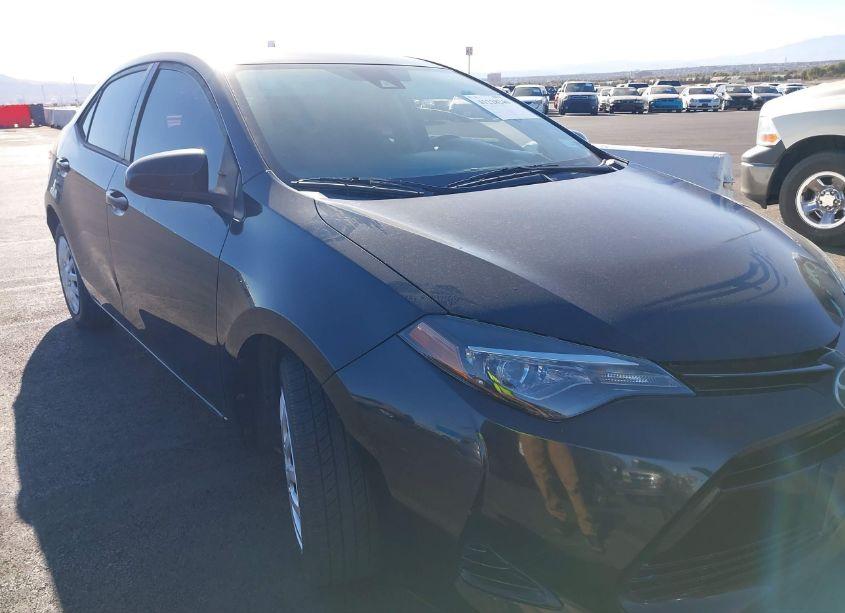 Photo 17 of 2017 Toyota Corolla LE (VIN 5YFBURHEXHP717931)