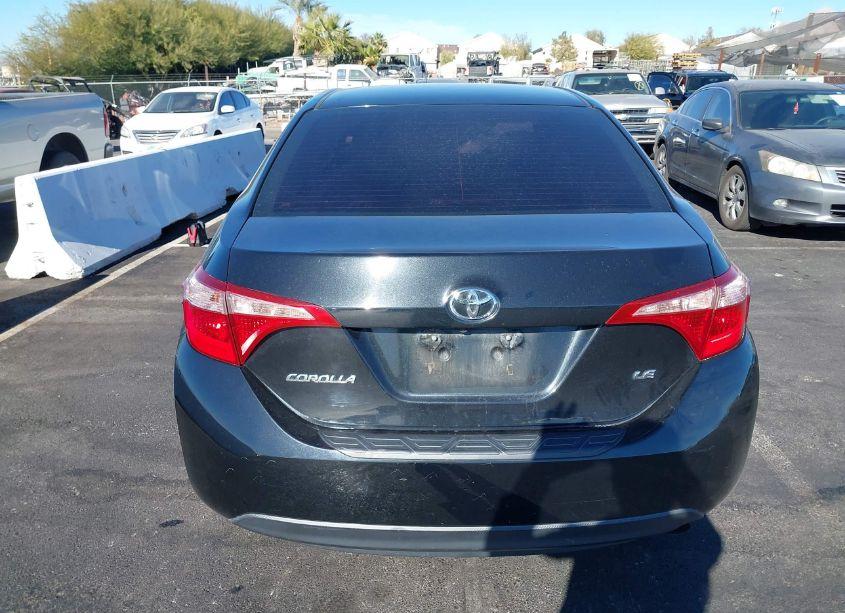 Photo 6 of 2017 Toyota Corolla LE (VIN 5YFBURHEXHP717931)