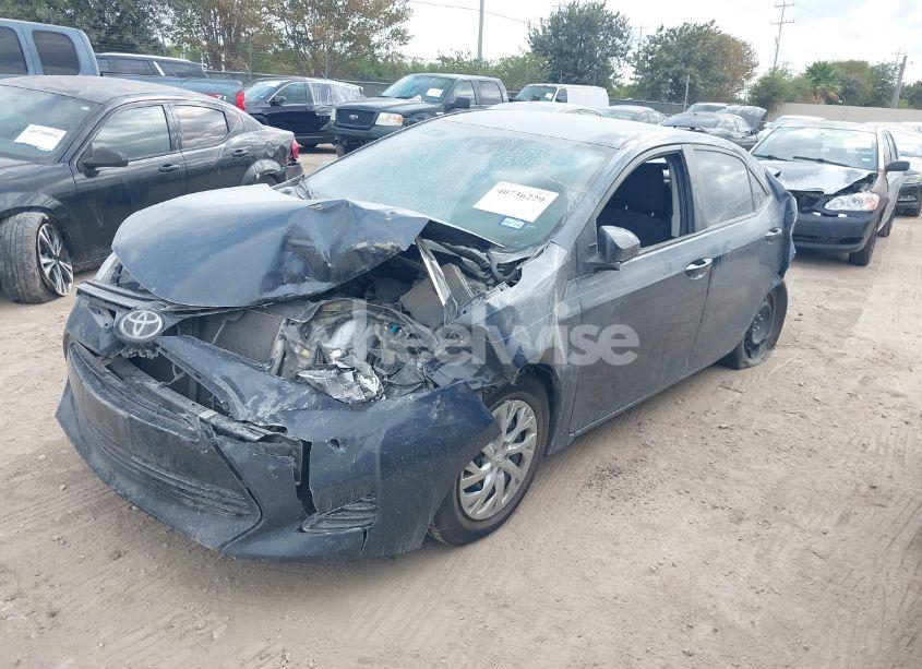 Photo 2 of 2017 Toyota Corolla LE (VIN 5YFBURHEXHP725429)