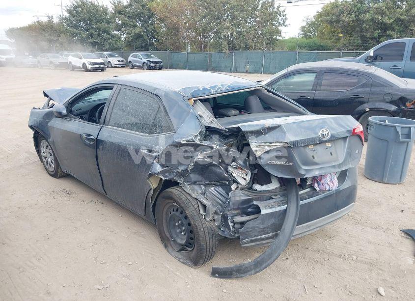 Photo 3 of 2017 Toyota Corolla LE (VIN 5YFBURHEXHP725429)