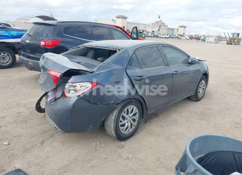 Photo 4 of 2017 Toyota Corolla LE (VIN 5YFBURHEXHP725429)