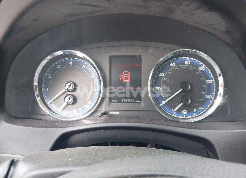 Photo 7 of 2017 Toyota Corolla LE (VIN 5YFBURHEXHP725429)