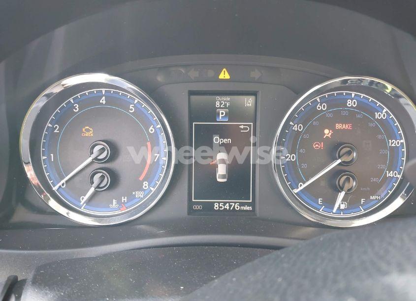 Photo 16 of 2017 Toyota Corolla SE (VIN 5YFBURHEXHP728122)