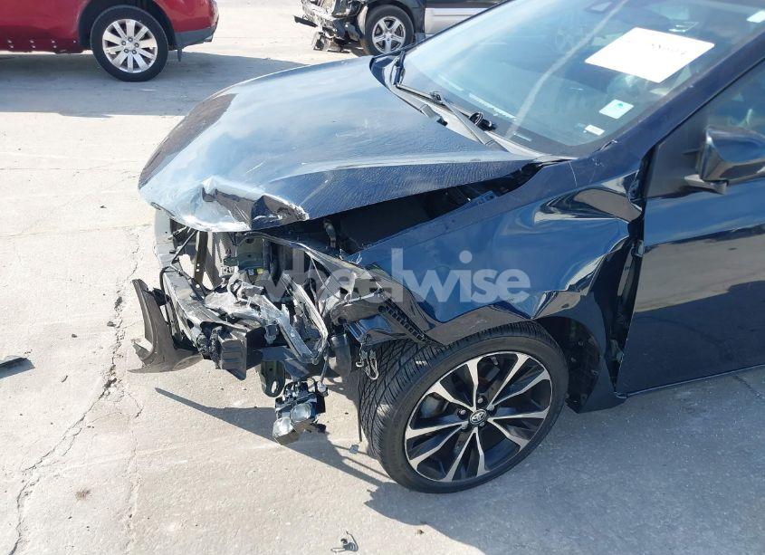 Photo 6 of 2017 Toyota Corolla SE (VIN 5YFBURHEXHP728122)