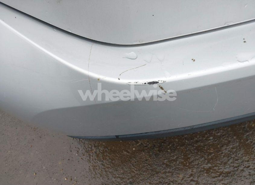 Photo 18 of 2018 Toyota Corolla LE (VIN 5YFBURHEXJP739935)