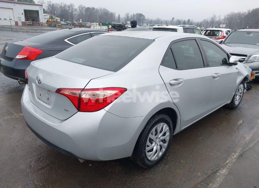 Photo 4 of 2018 Toyota Corolla LE (VIN 5YFBURHEXJP739935)