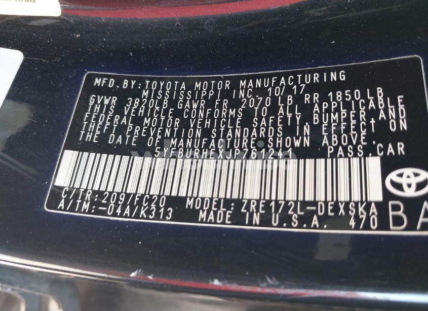 Photo 9 of 2018 Toyota Corolla SE (VIN 5YFBURHEXJP761241)