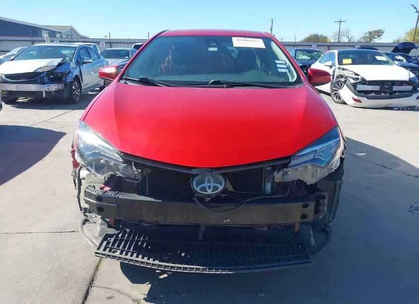 Photo 13 of 2018 Toyota Corolla LE (VIN 5YFBURHEXJP770005)