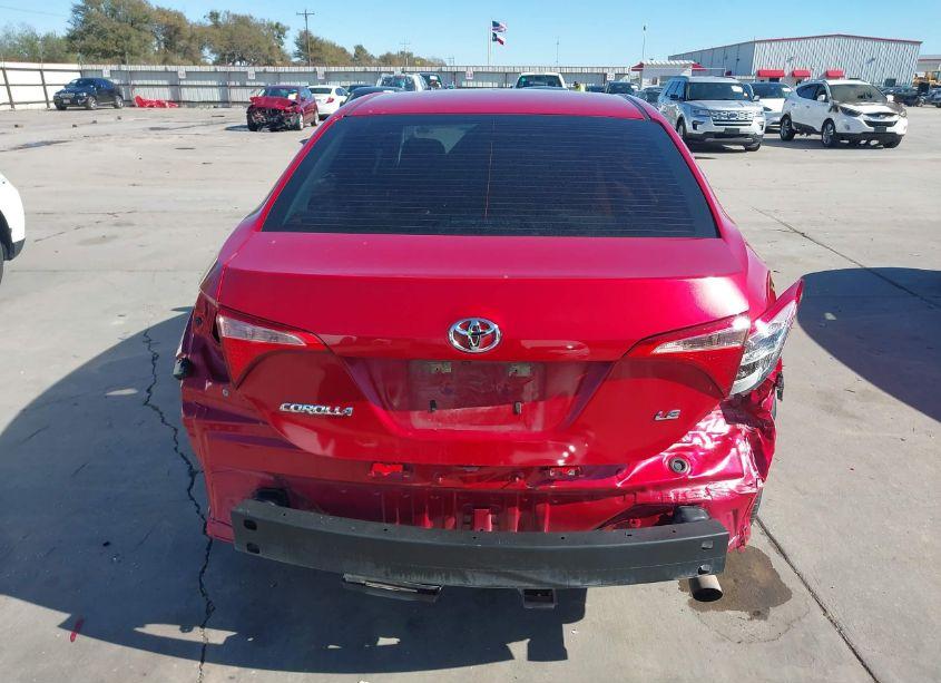 Photo 17 of 2018 Toyota Corolla LE (VIN 5YFBURHEXJP770005)