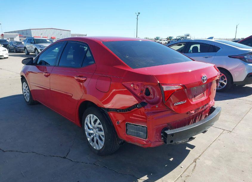 Photo 3 of 2018 Toyota Corolla LE (VIN 5YFBURHEXJP770005)