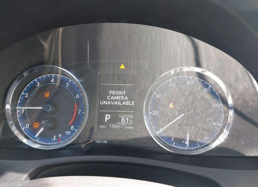 Photo 7 of 2018 Toyota Corolla LE (VIN 5YFBURHEXJP770005)