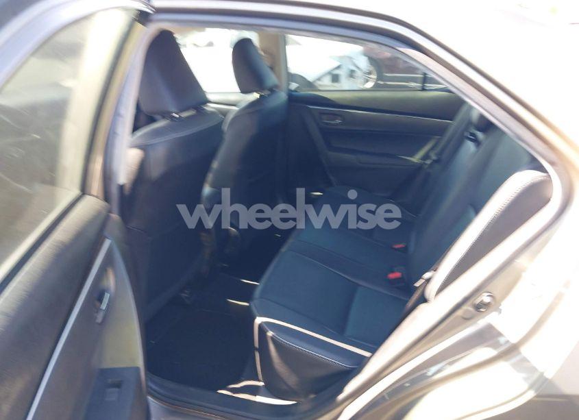 Photo 8 of 2018 Toyota Corolla XLE (VIN 5YFBURHEXJP788200)