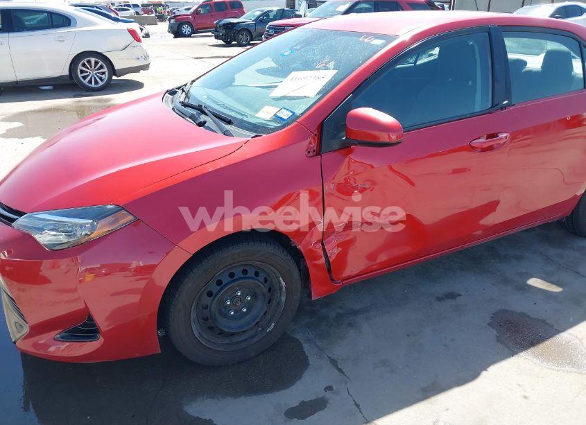 Photo 6 of 2018 Toyota Corolla L/LE/SE/XLE/XSE (VIN 5YFBURHEXJP791694)