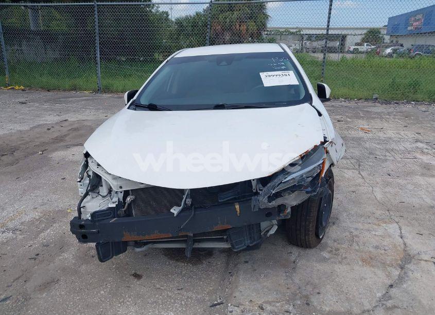 Photo 6 of 2018 Toyota Corolla LE (VIN 5YFBURHEXJP804489)