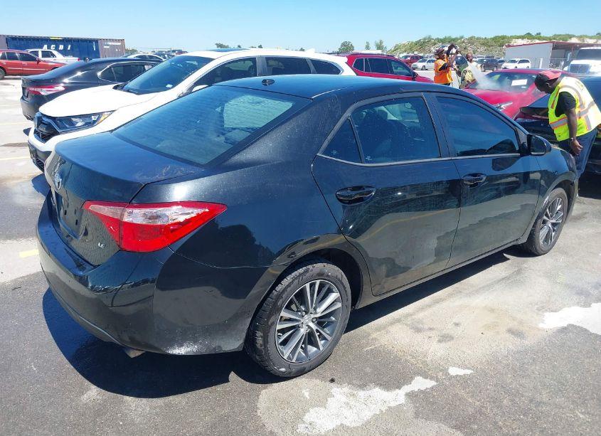 Photo 4 of 2018 Toyota Corolla LE (VIN 5YFBURHEXJP827769)