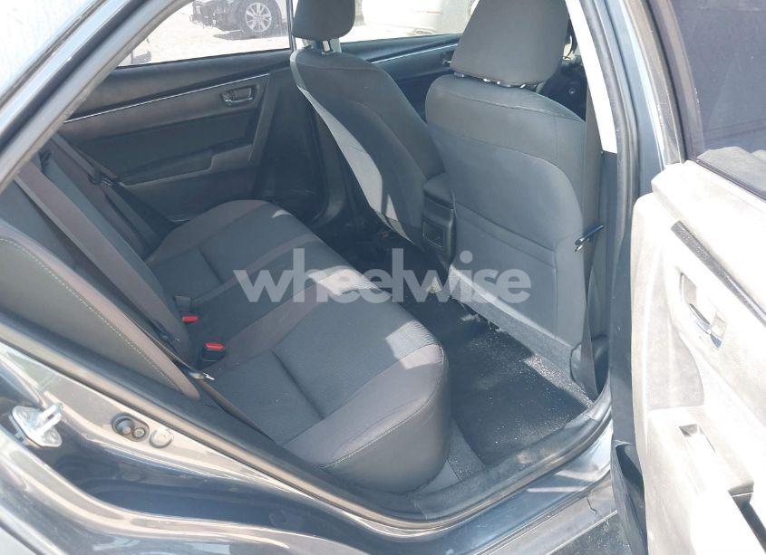 Photo 8 of 2018 Toyota Corolla LE (VIN 5YFBURHEXJP852509)