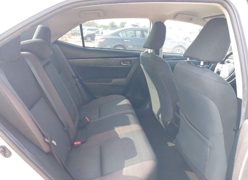 Photo 8 of 2019 Toyota Corolla LE (VIN 5YFBURHEXKP876391)