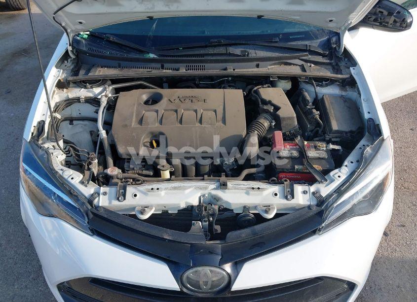 Photo 10 of 2019 Toyota Corolla LE (VIN 5YFBURHEXKP877203)