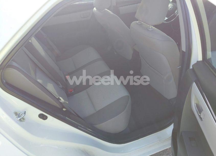 Photo 8 of 2019 Toyota Corolla LE (VIN 5YFBURHEXKP877203)