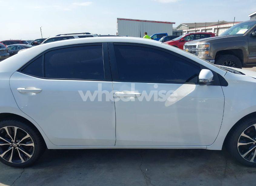 Photo 14 of 2019 Toyota Corolla SE (VIN 5YFBURHEXKP885270)