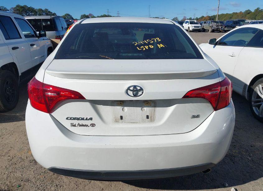 Photo 16 of 2019 Toyota Corolla SE (VIN 5YFBURHEXKP900057)