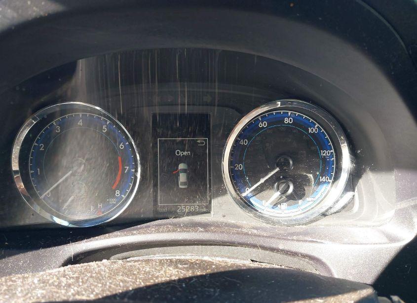 Photo 7 of 2019 Toyota Corolla SE (VIN 5YFBURHEXKP900057)